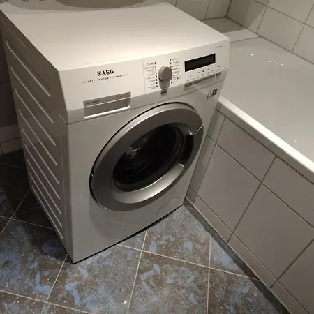 Zwischen Und Stadt Κλάγκενφουρτ