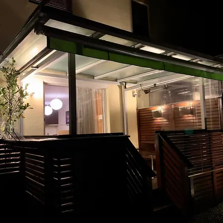 Zwischen Und Stadt 克拉根福