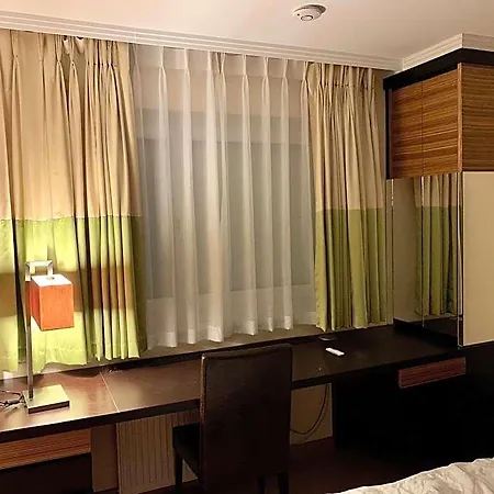 Zwischen Und Stadt Apartment *