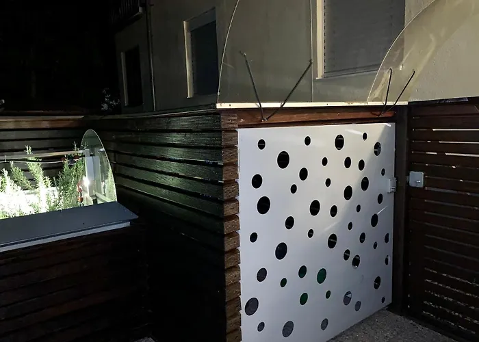 Zwischen Und Stadt 克拉根福