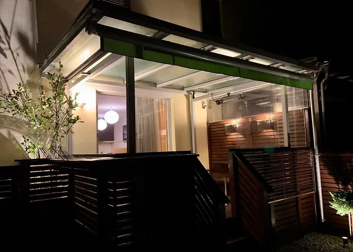 Zwischen Und Stadt 克拉根福